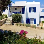 H - Kamari Village Holiday home