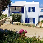 H - Kamari Village * Kastraki (Naxos)