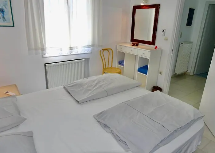 Tatil Evi H - Kamari Village